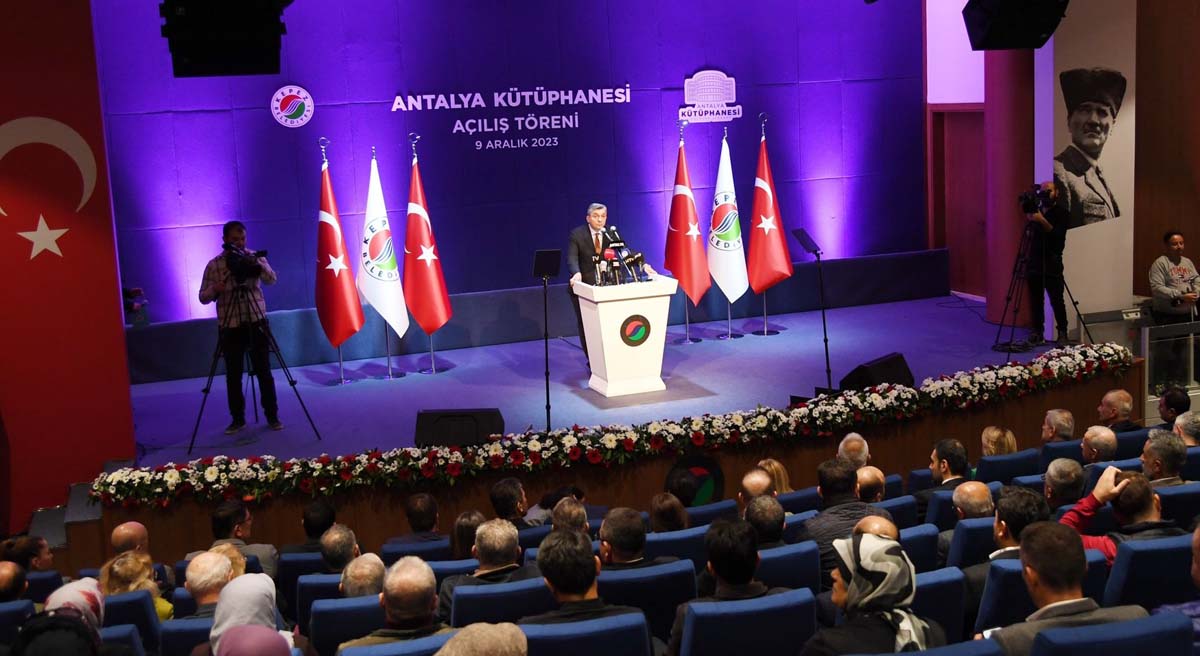Akdenizin En Büyük Kütüphanesi Antalyanın 02
