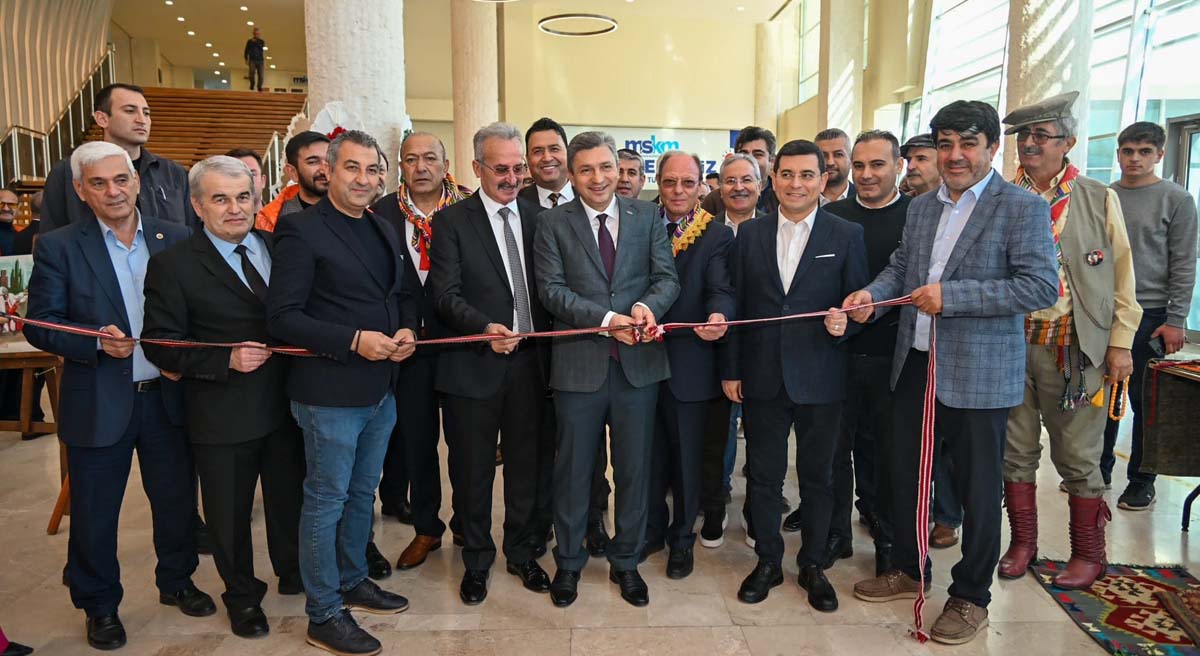 Yörük Türkmen Gerçeği Çalıştayı Gerçekleştirildi 02