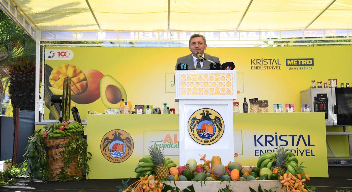 Vali Şahin Tropikal Meyve Festivalinin Açılış Törenine Katıldı 01
