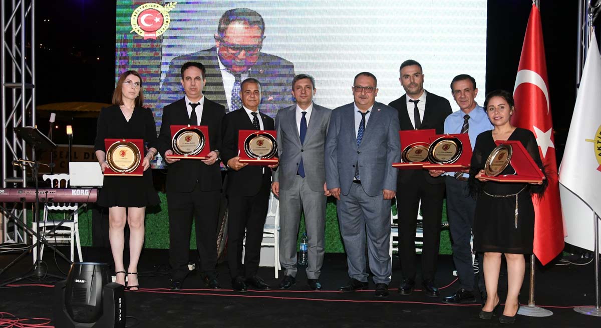 Vali Şahin Alanyayı Ziyaret Etti 05