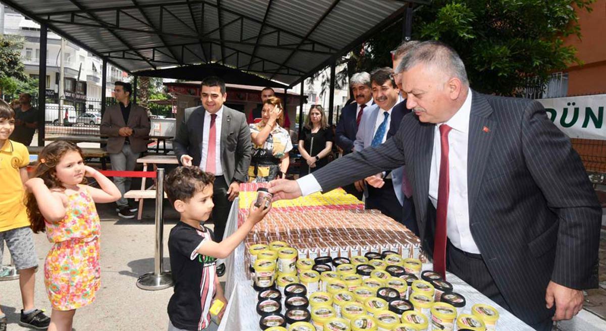 Sağlıklı Beslenmek İçin Mutlaka Süt İçin 06