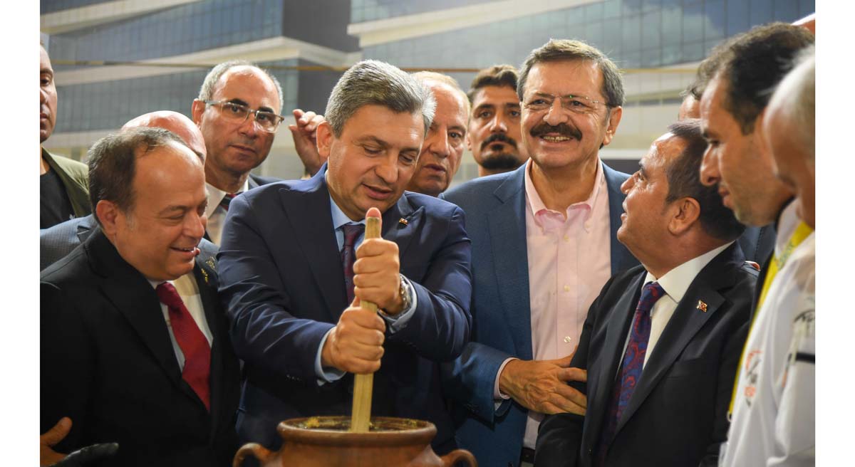 12 inci Yöresel Ürünler Fuarı Antalyada Başladı 04