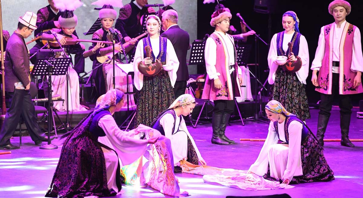 Tanrı Dağlarından Toroslara Kardeşlik Türküleri Yankılandı 03