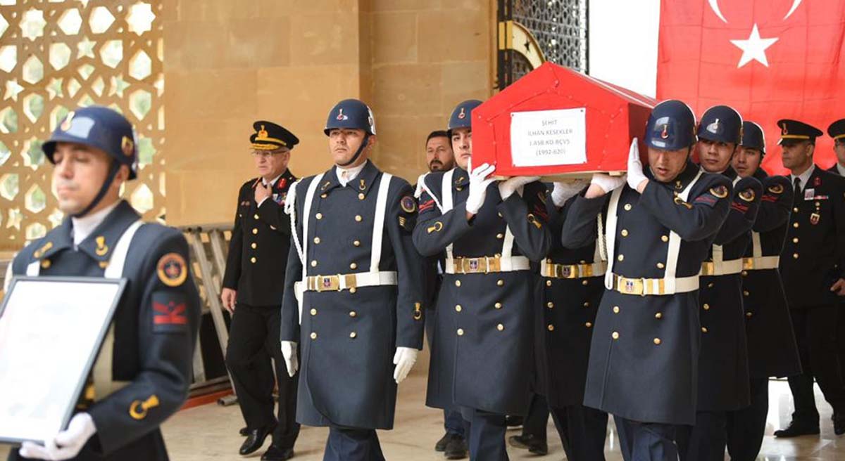 Antalya Şehidini Uğurladı 01