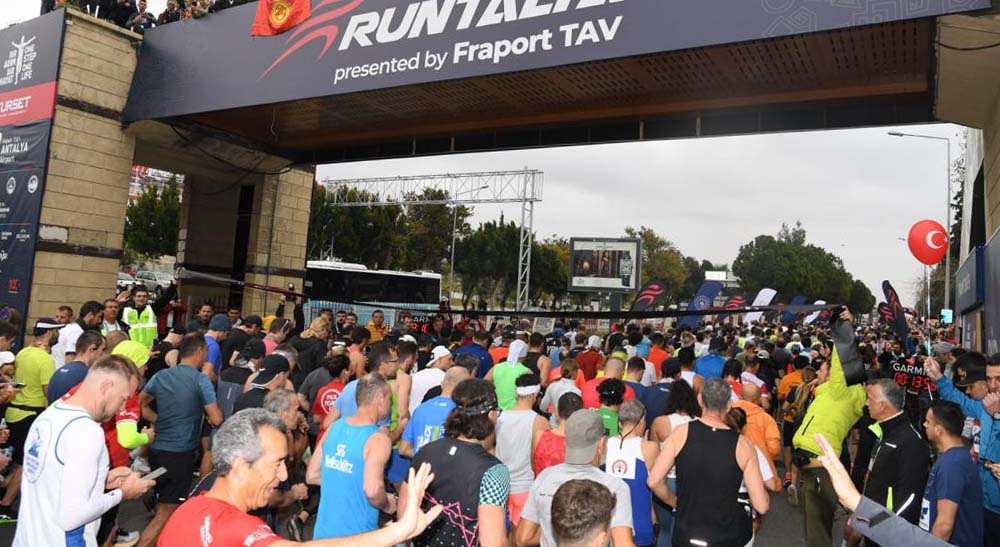 18 inci Runtalya Maratonu Gerçekleştirildi 05