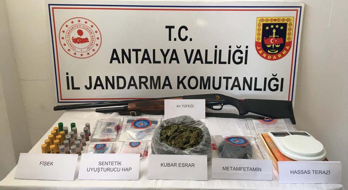 Uyuşturucu Ticareti Yapanlara İşlem Yapıldı 01