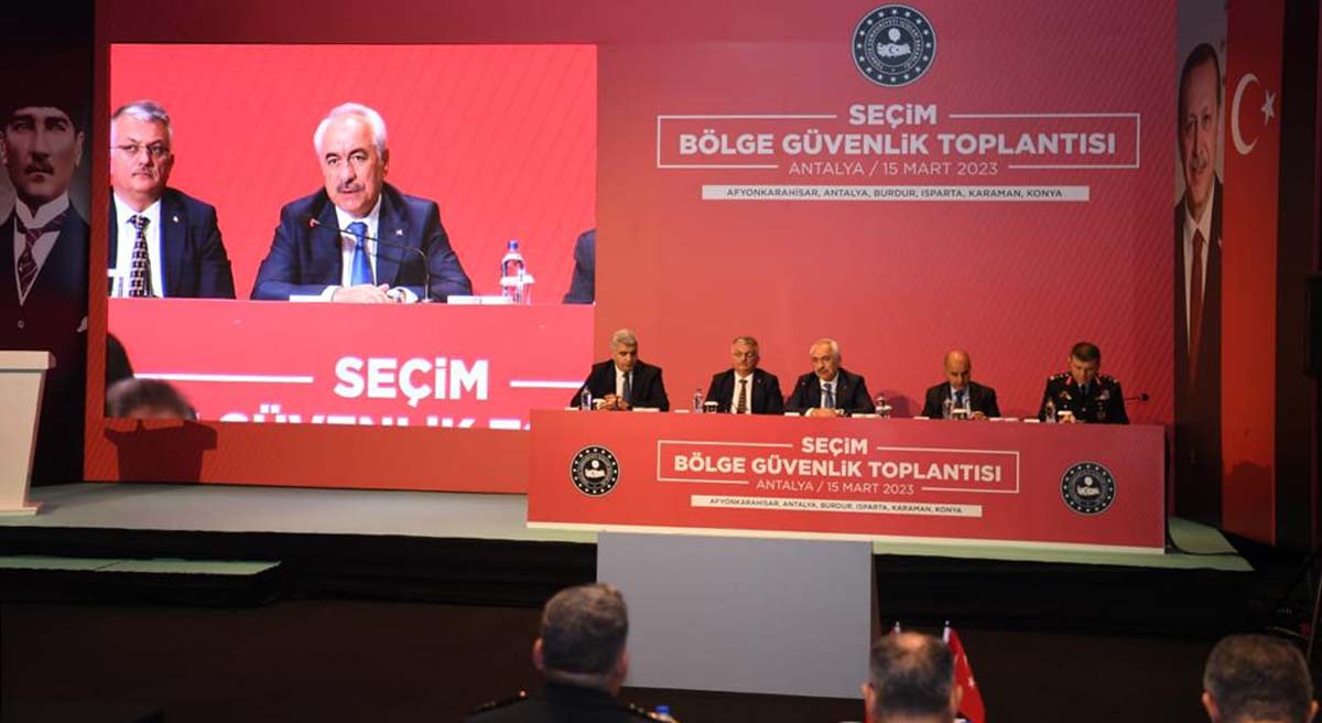Seçim Bölge Güvenlik Toplantısı Antalyada Gerçekleştirildi 01