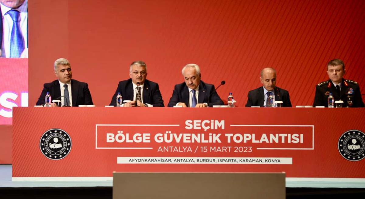 Seçim Bölge Güvenlik Toplantısı Antalyada Gerçekleştirildi 02