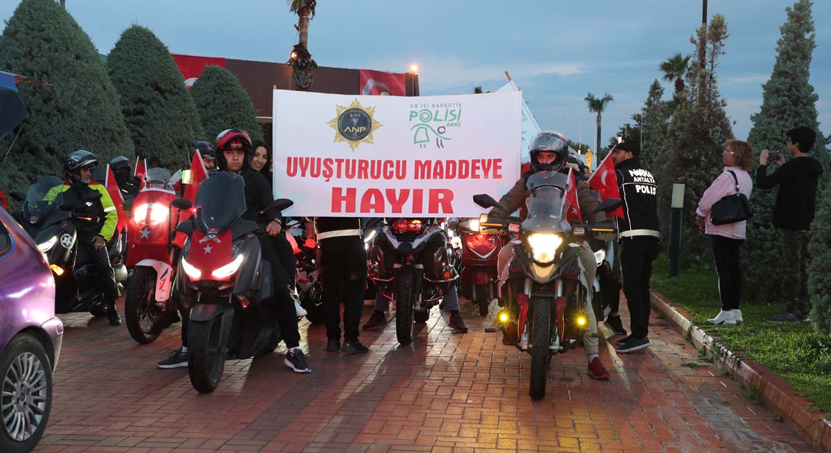 Uyuşturucuyla Mücadele Her Alanda Devam Ediyor 02