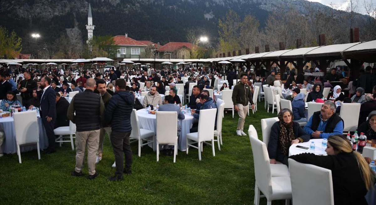 Vali Yazıcı Ve Bakan Ersoy İbradıyı Ziyaret Etti 13