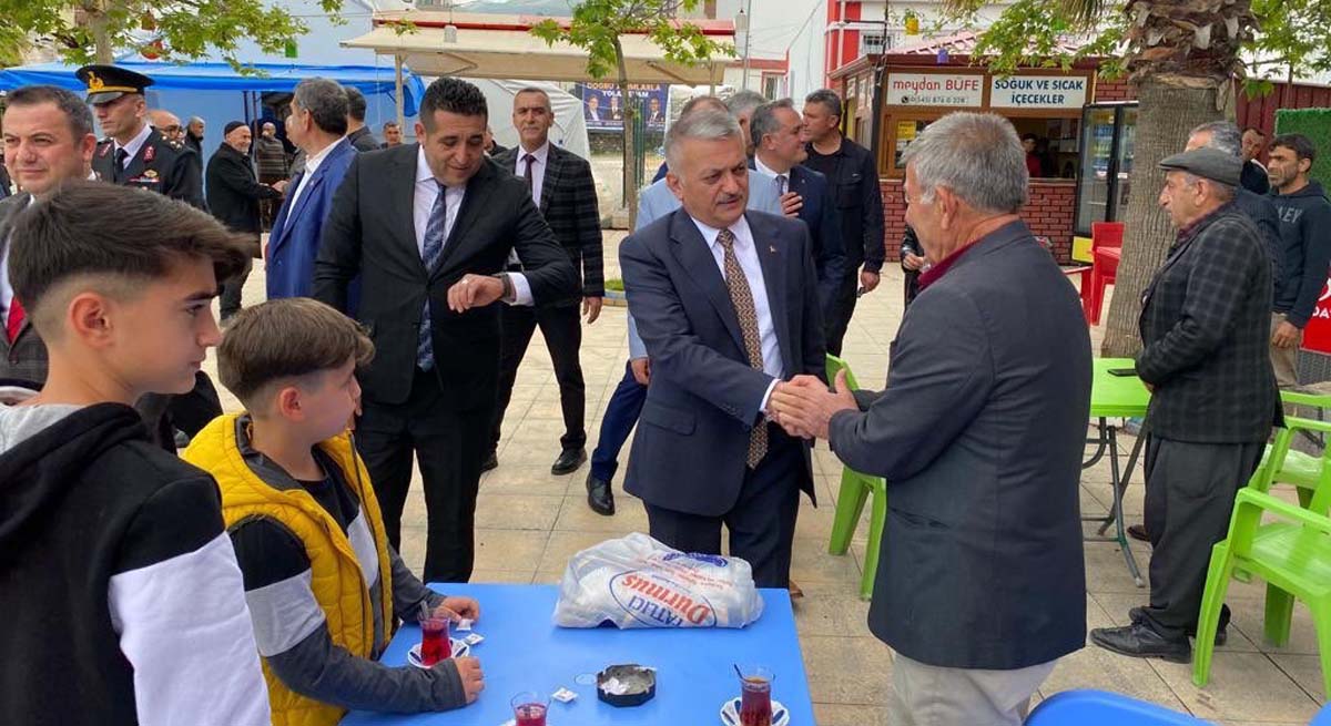 Vali Yazıcı Ramazan Bayramında Osmaniyedeki Depremzedeleri Ziyaret Etti 15