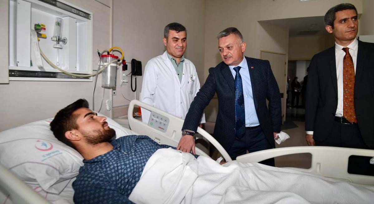 Tarifsiz Acıların İçinde Bile Güzel Şeyler Oluyor 04