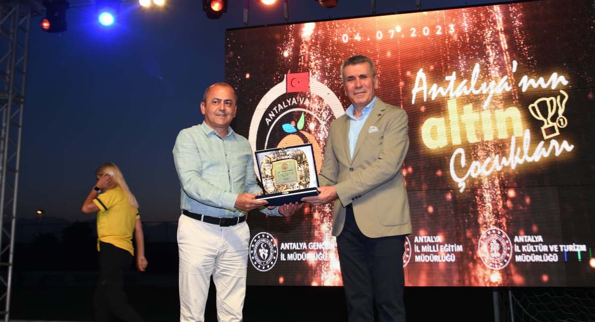 04 Antalya’nın Altın Çocukları Ödüllendirildi