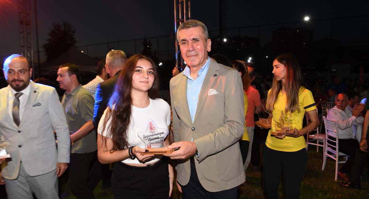 06 Antalya’nın Altın Çocukları Ödüllendirildi