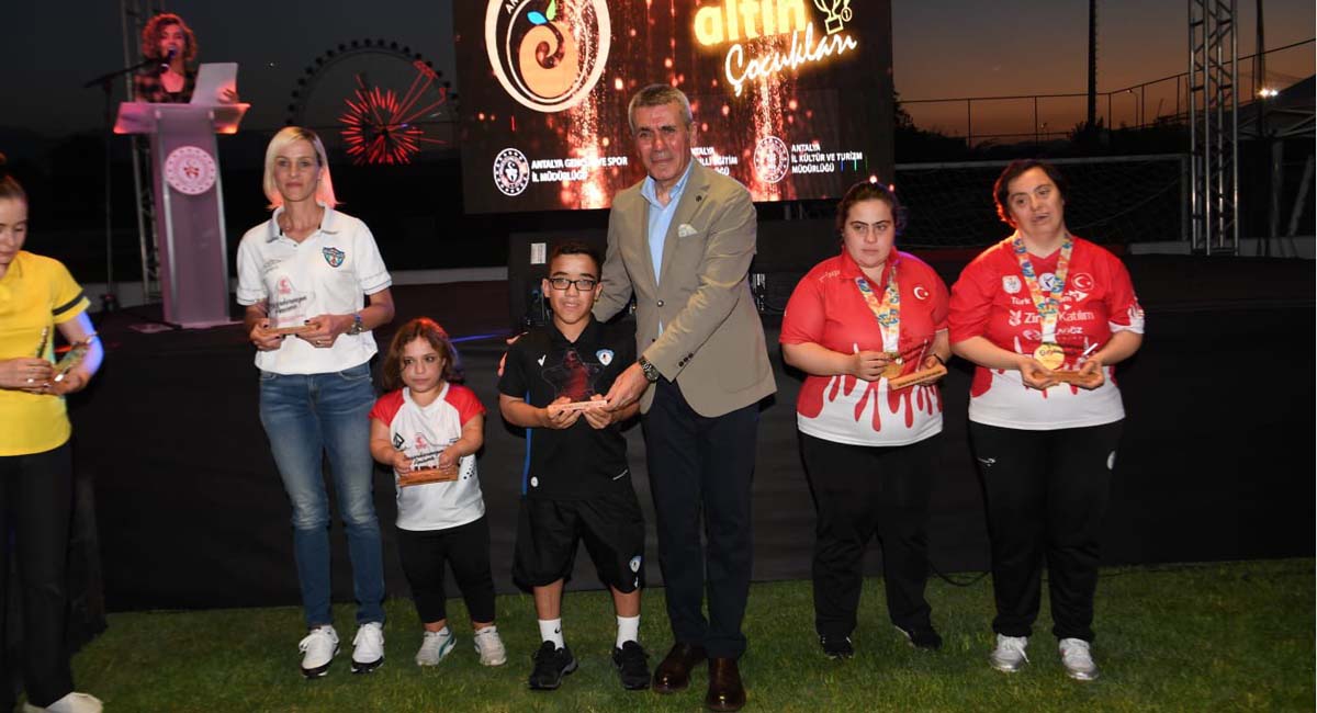 08 Antalya’nın Altın Çocukları Ödüllendirildi