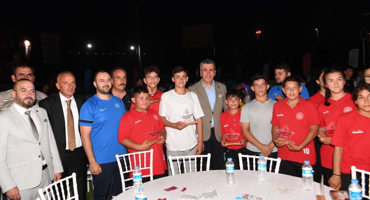 11 Antalya’nın Altın Çocukları Ödüllendirildi