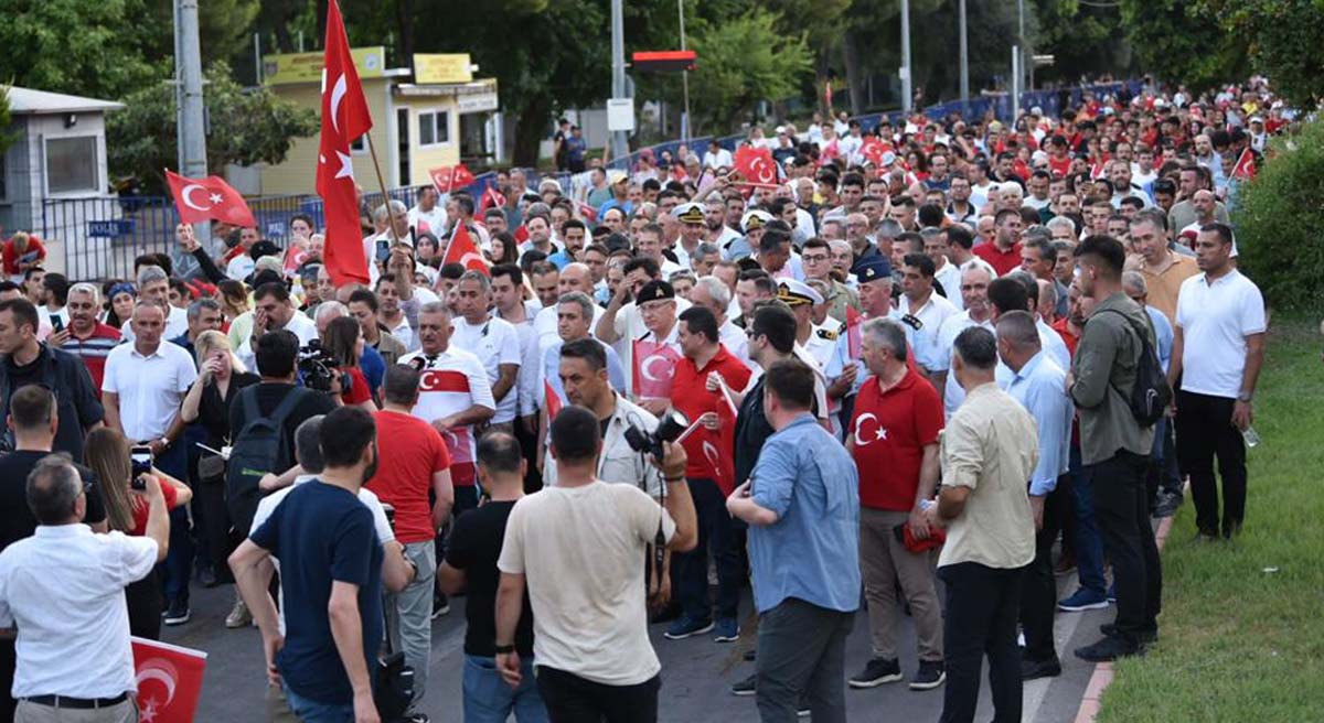Büyük Ve Güçlü Türkiyenin Yarınlarını 15 Temmuz Ruhuyla İnşa Edeceğiz 03