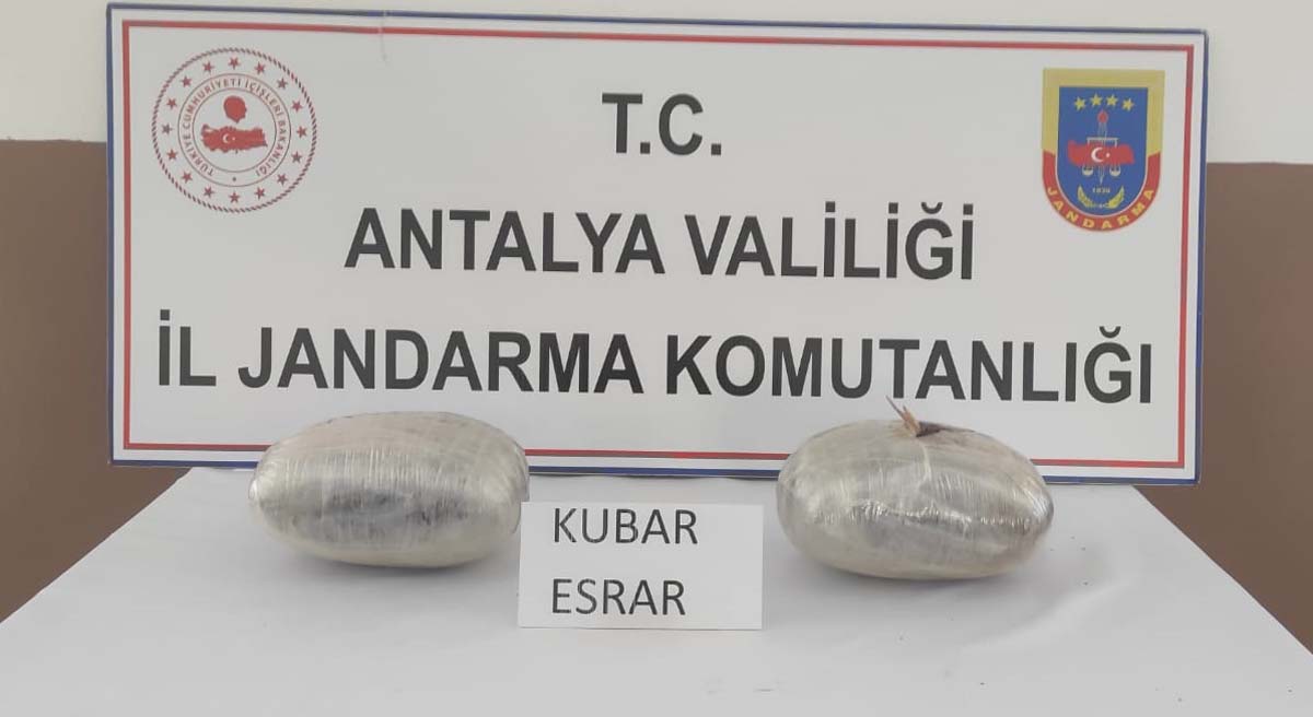 Uyuşturucu Kullanıcıları Suçüstü Yakalandı 01