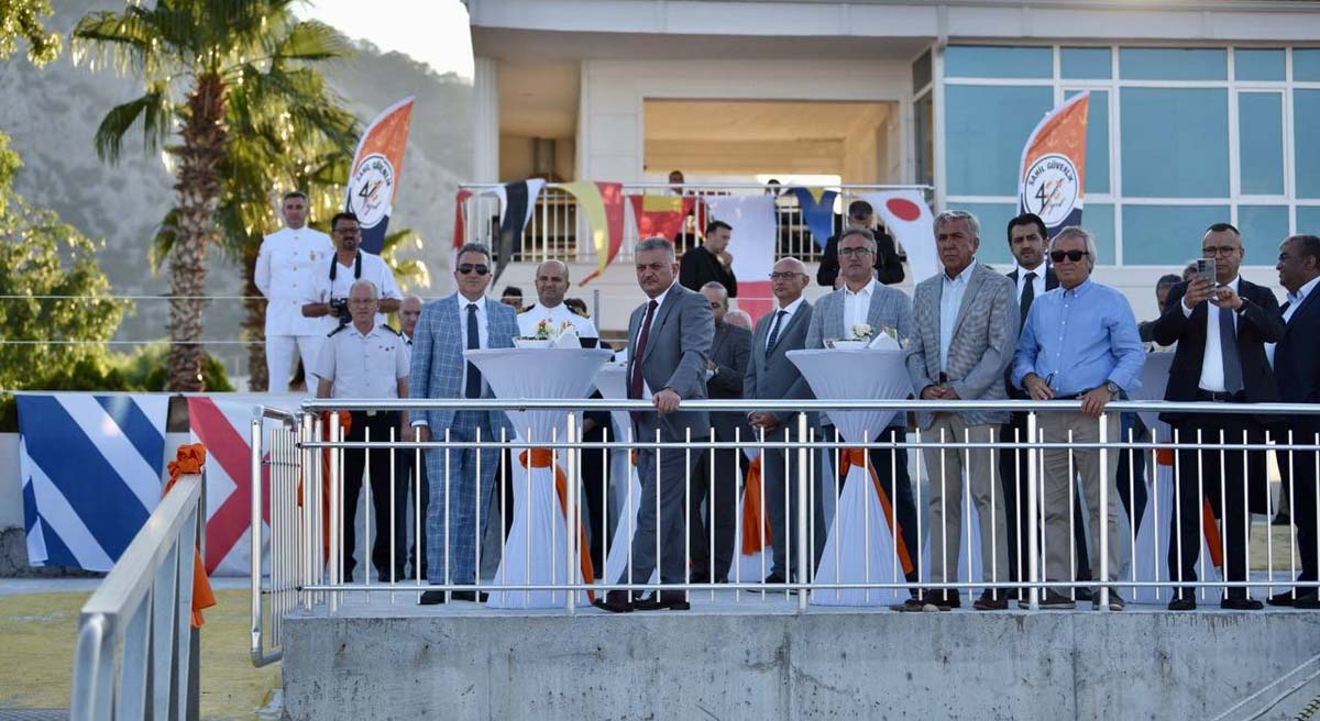 Vali Yazıcı Sahil Güvenlik Devir Teslim Törenine Katıldı 04