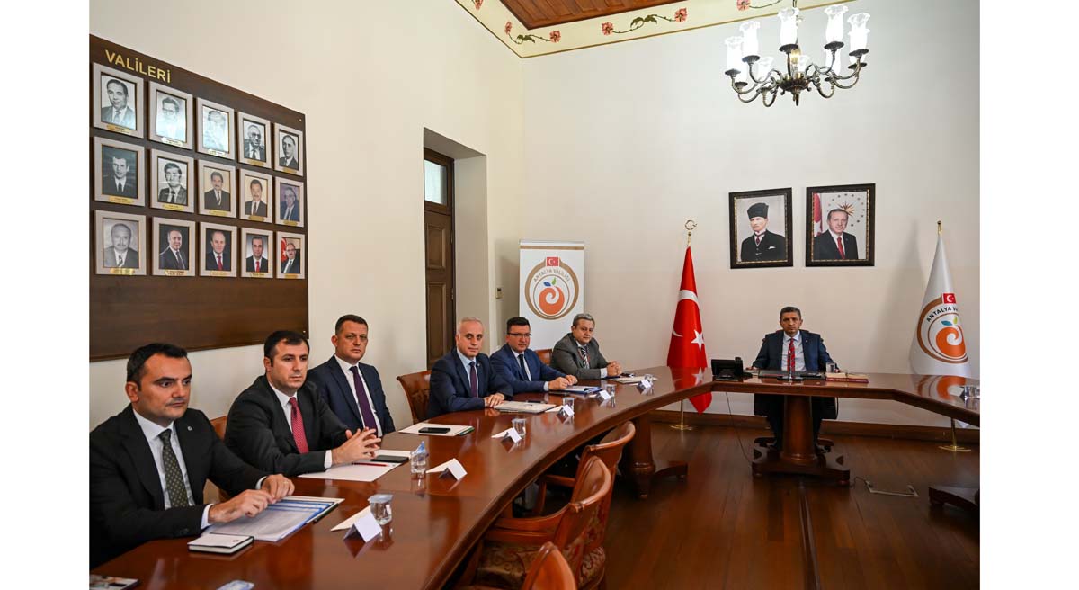 "Denizler Halkındır" Kaçak Yapılara Müsaade Edilmeyecek 03