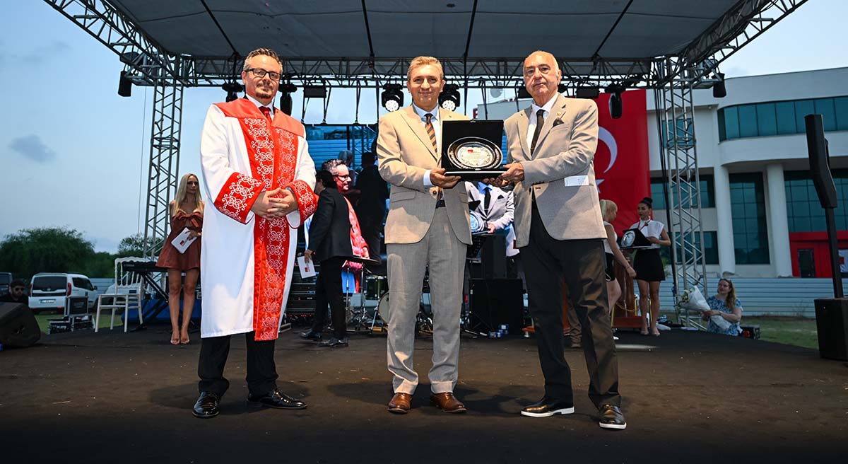 Vali Şahin Gençlerimiz Bize Moral Ve Enerji Veriyor03