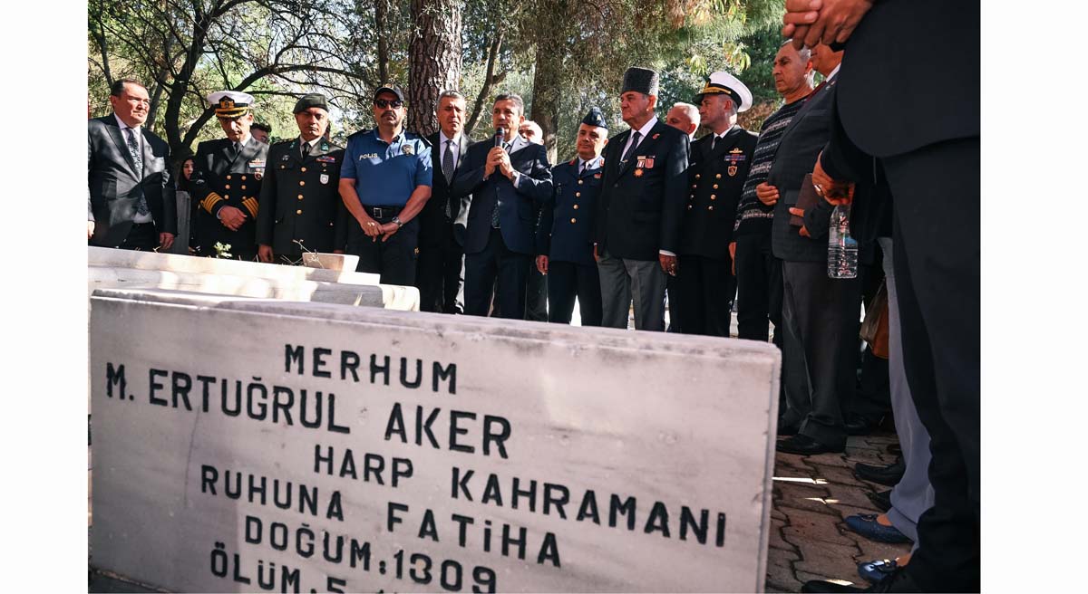 Topçu Yüzbaşı Mustafa Ertuğrul Kabri Başında Anıldı 02