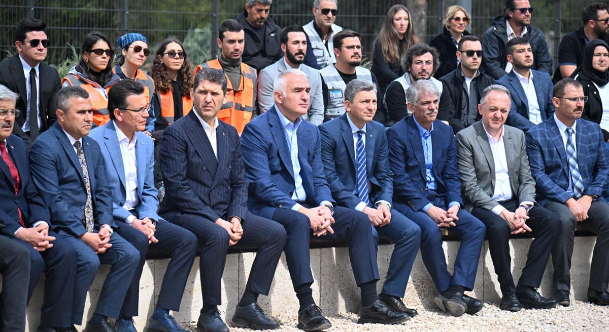 Olympos Yenilenen Çehresiyle Ziyaretçilerini Bekliyor 01