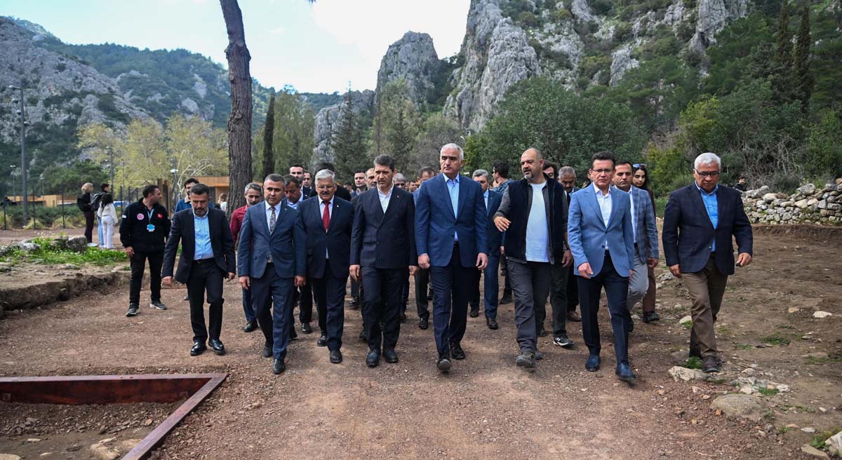 Olympos Yenilenen Çehresiyle Ziyaretçilerini Bekliyor 06