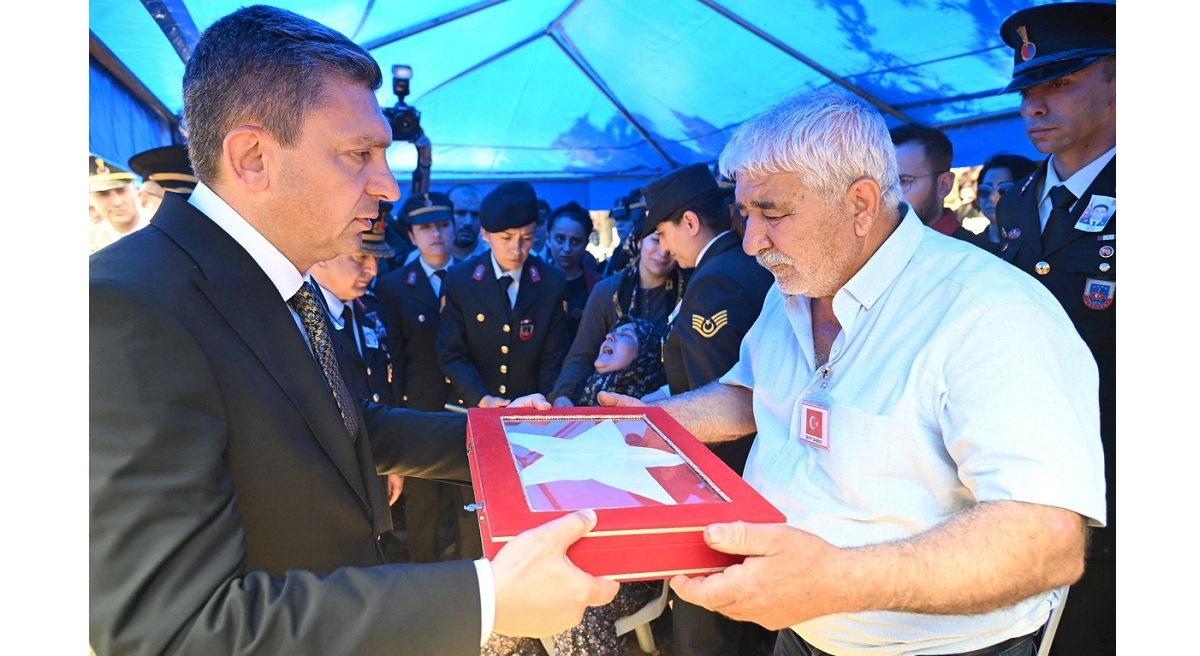 Antalya Şehidini Son Yolculuğuna Uğurladı 01