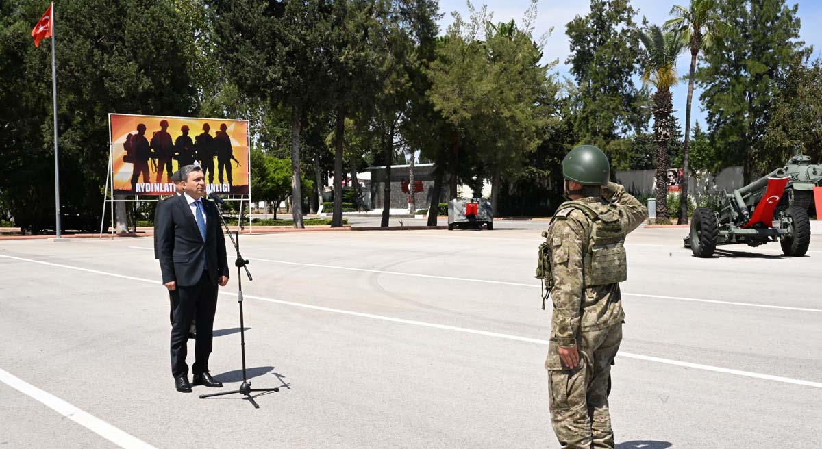 Antalya da Duygusal Anlar - Bir Ömre Bedel Askerlik 01