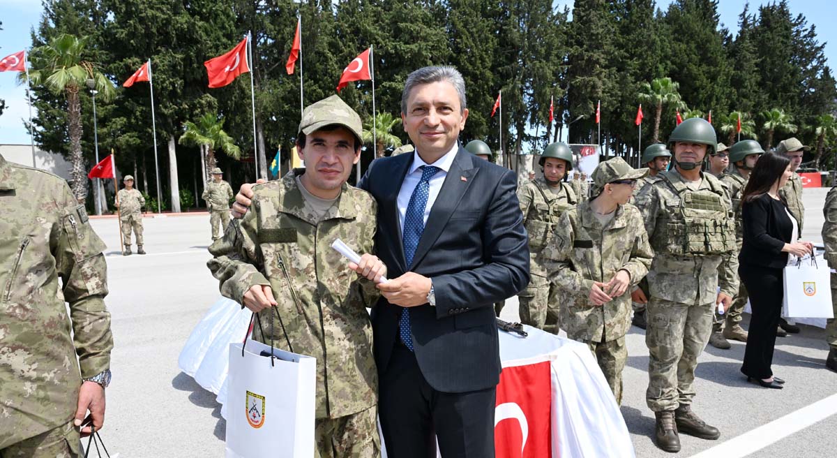 Antalya da Duygusal Anlar - Bir Ömre Bedel Askerlik 08