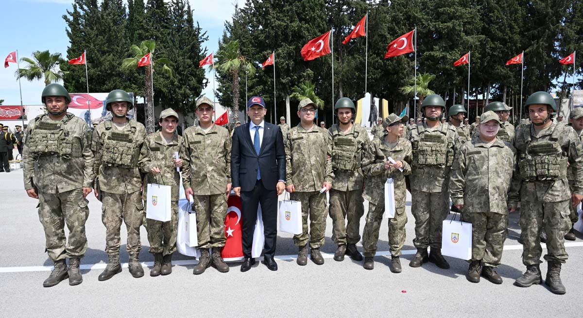 Antalya da Duygusal Anlar - Bir Ömre Bedel Askerlik 11