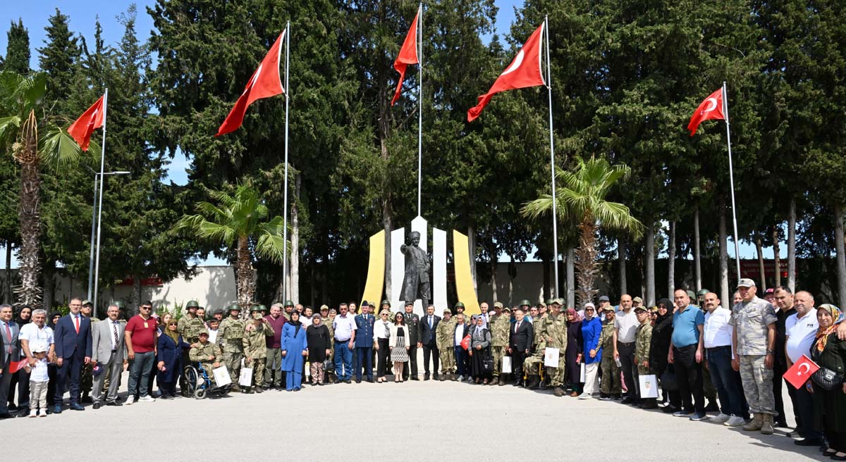 Antalya da Duygusal Anlar - Bir Ömre Bedel Askerlik 12