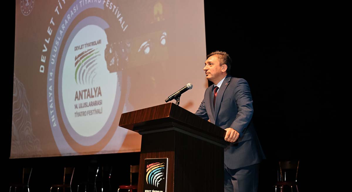 Antalya 14üncü Uluslararası Tiyatro Festivali Perdeyi Açtı 02