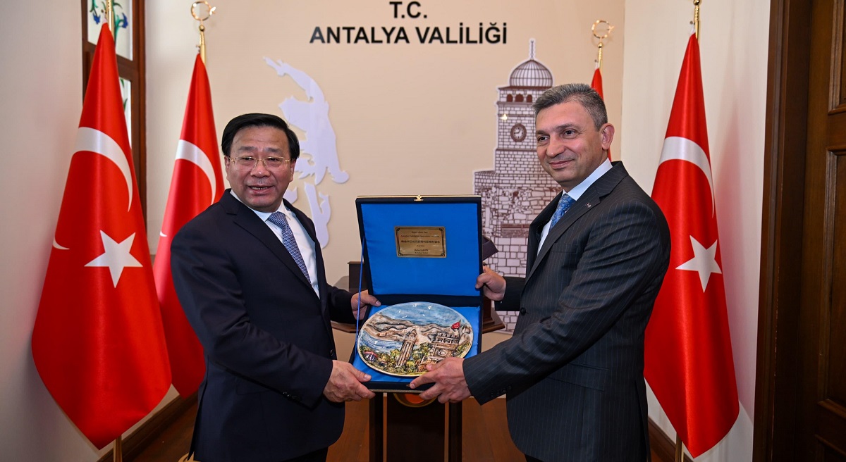 Anhui den Antalya ya Dostluk Köprüsü Kuruluyor 02