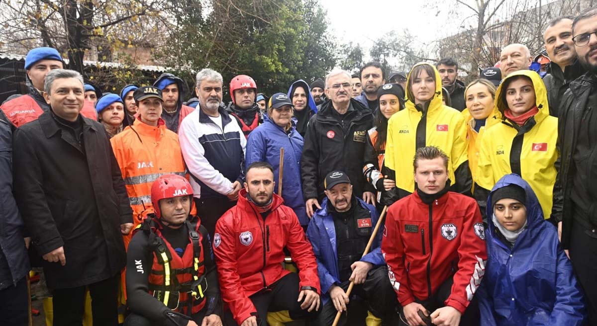AFAD Gönüllüleri Antalyada İşbaşında 02