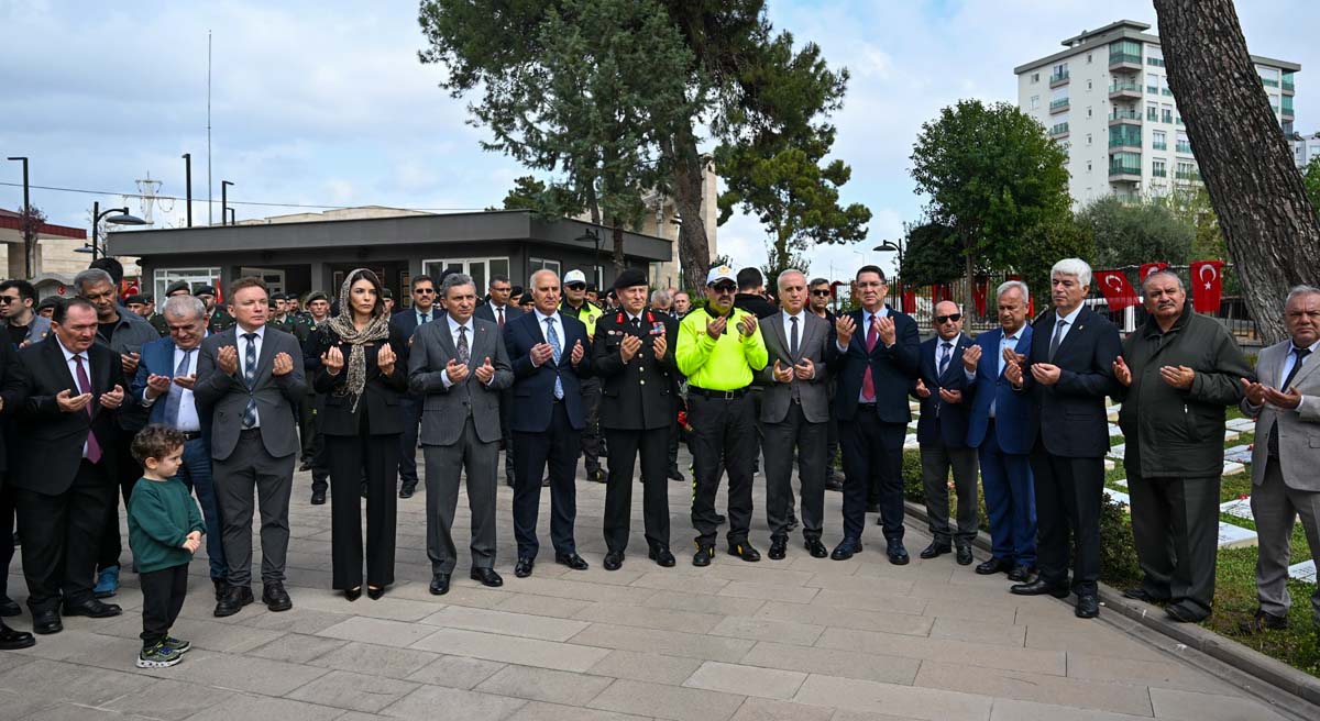 Şehitlerimiz Dualarla Anıldı  06