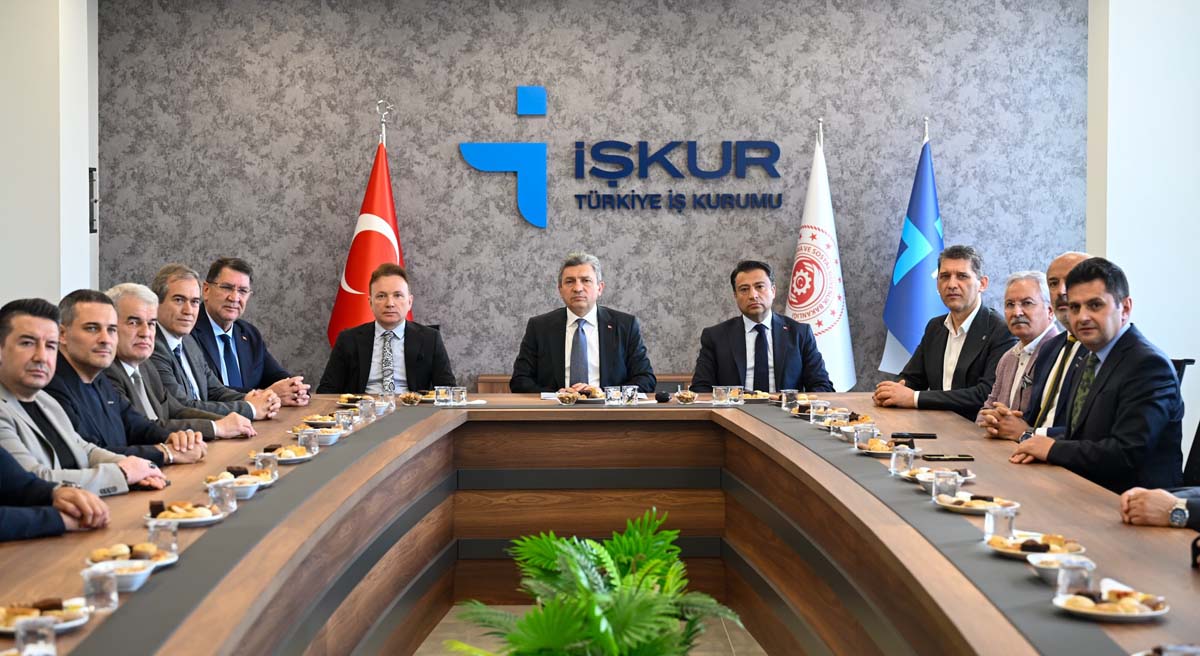 Meslek Lisesi Öğrencileriyle İşverenleri Buluşturma Programı 01