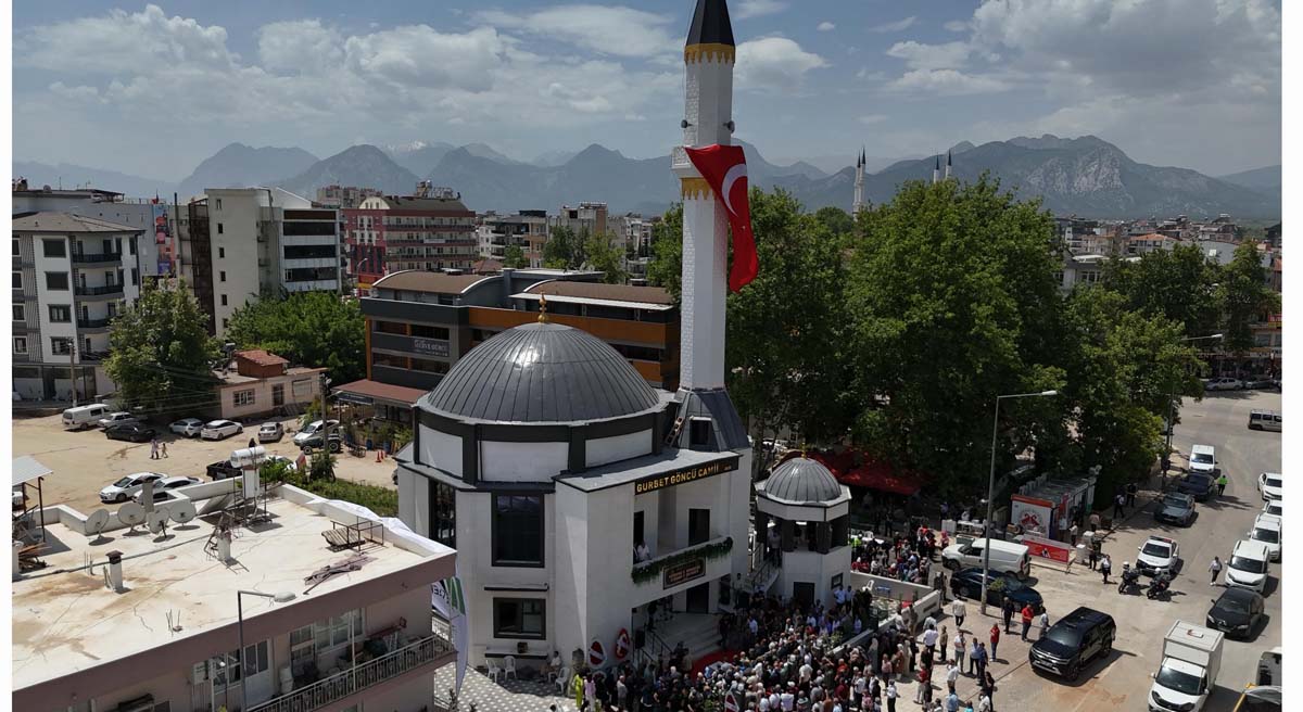 Gurbet Göncü Camii Dualarla Hizmete Açıldı 04