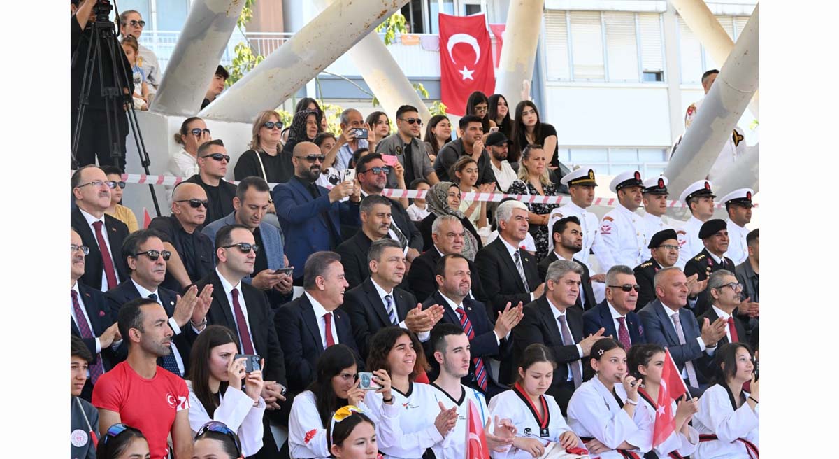 19 Mayıs Atatürk ü Anma Gençlik ve Spor Bayramı Coşkuyla Kutlandı 03