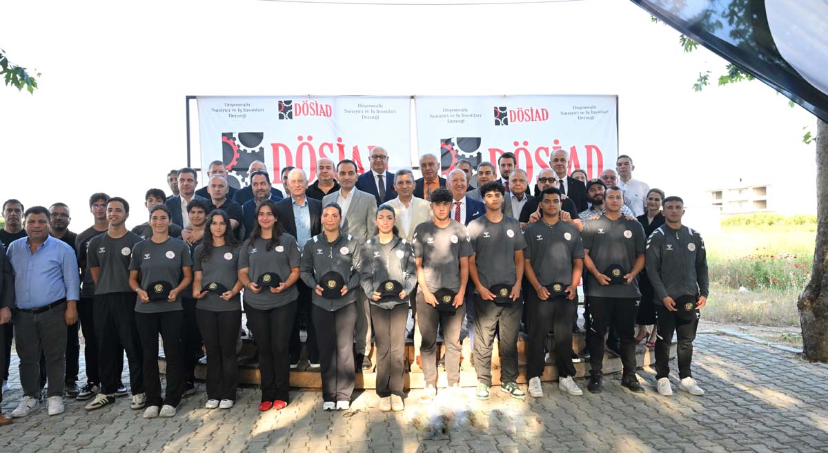 19 Mayıs Atatürk ü Anma Gençlik ve Spor Bayramı Coşkuyla Kutlandı 09