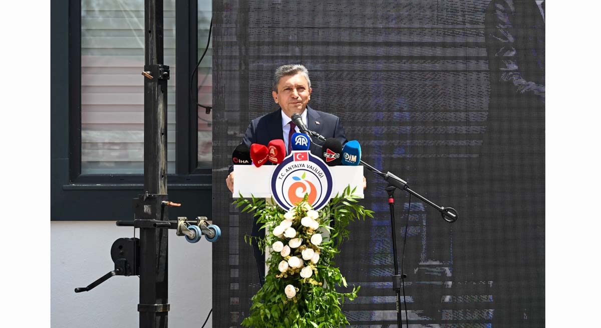 Emine Ahmet Uysal Teknoloji Anadolu İmam Hatip Lisesi Açılış Töreni 02