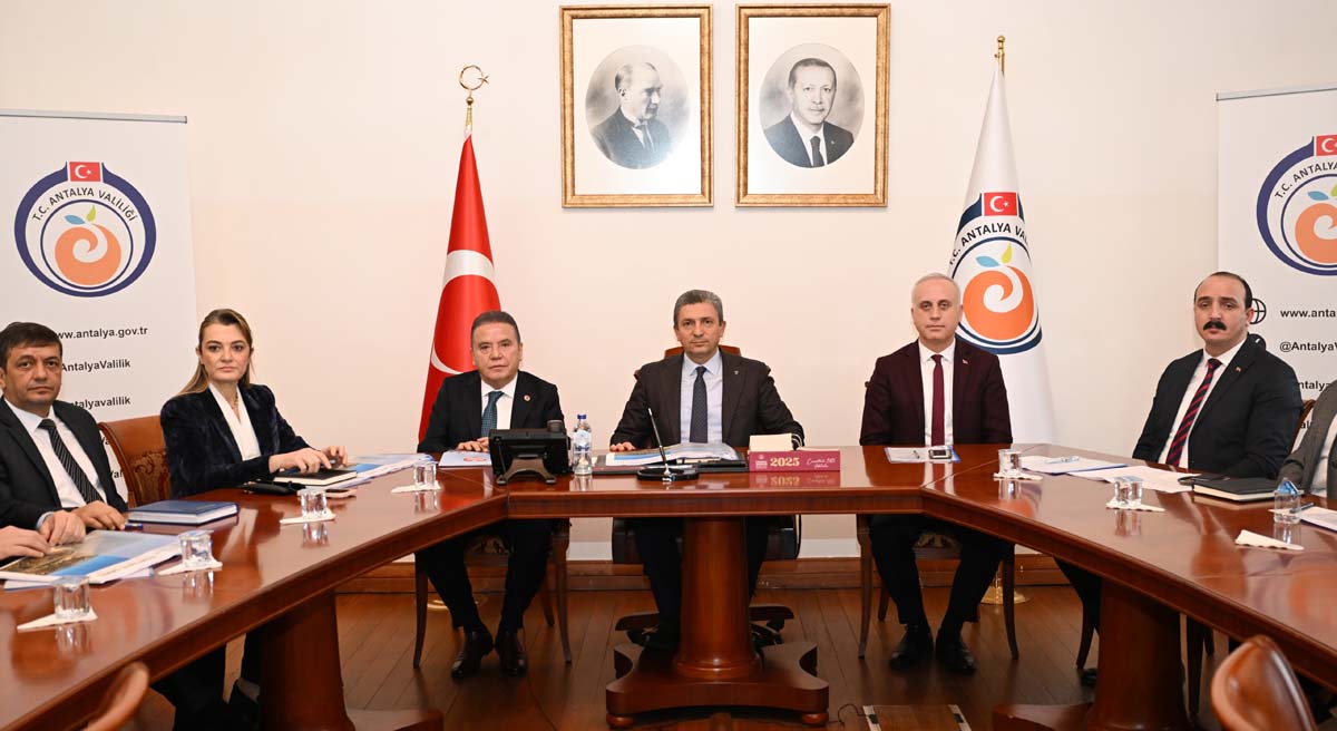 Konyaaltı Sahili Değerlendirme Toplantısı  01