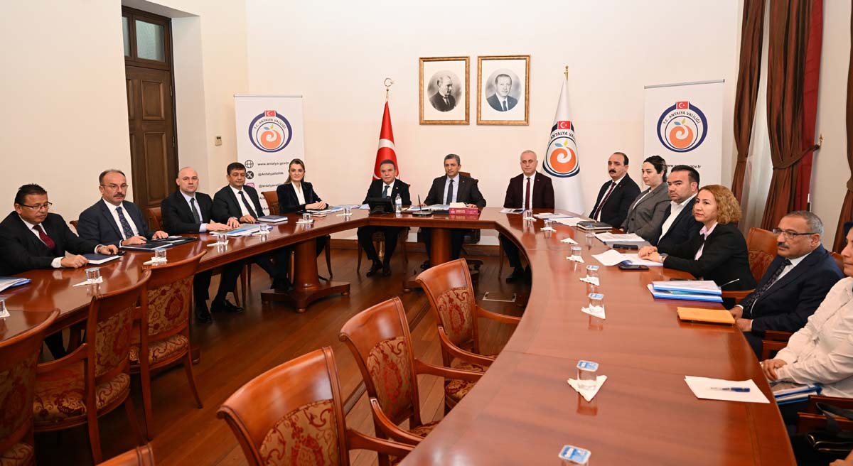 Konyaaltı Sahili Değerlendirme Toplantısı  03