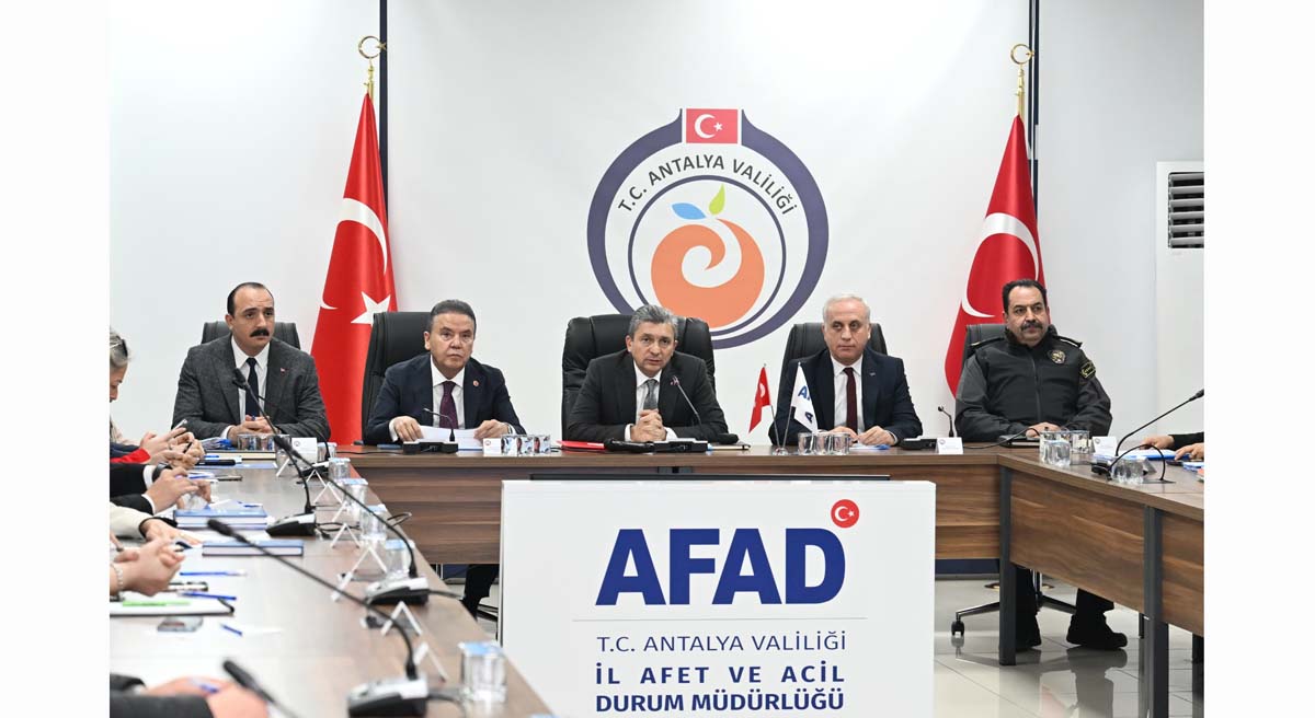 Konyaaltı Sahili Değerlendirme Toplantısı 03