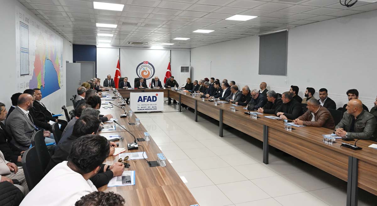 Konyaaltı Sahili Değerlendirme Toplantısı 04