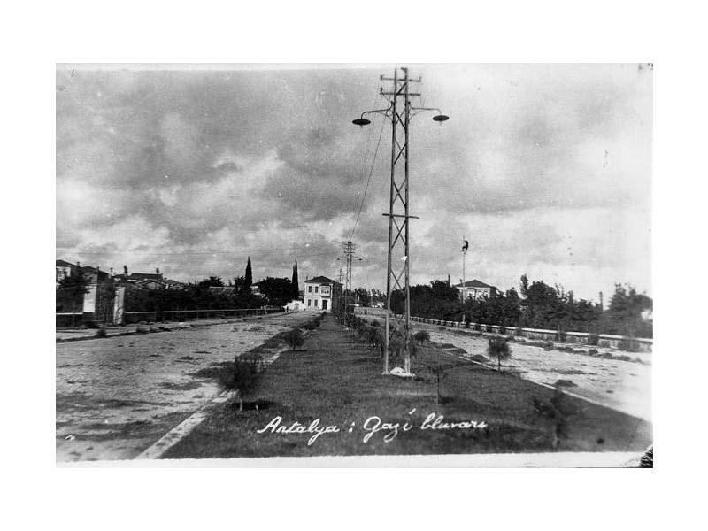 Gazi Bulvarı